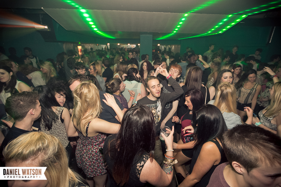 IMAGE: http://payload48.cargocollective.com/1/3/110609/3267472/mint-177_o.jpg